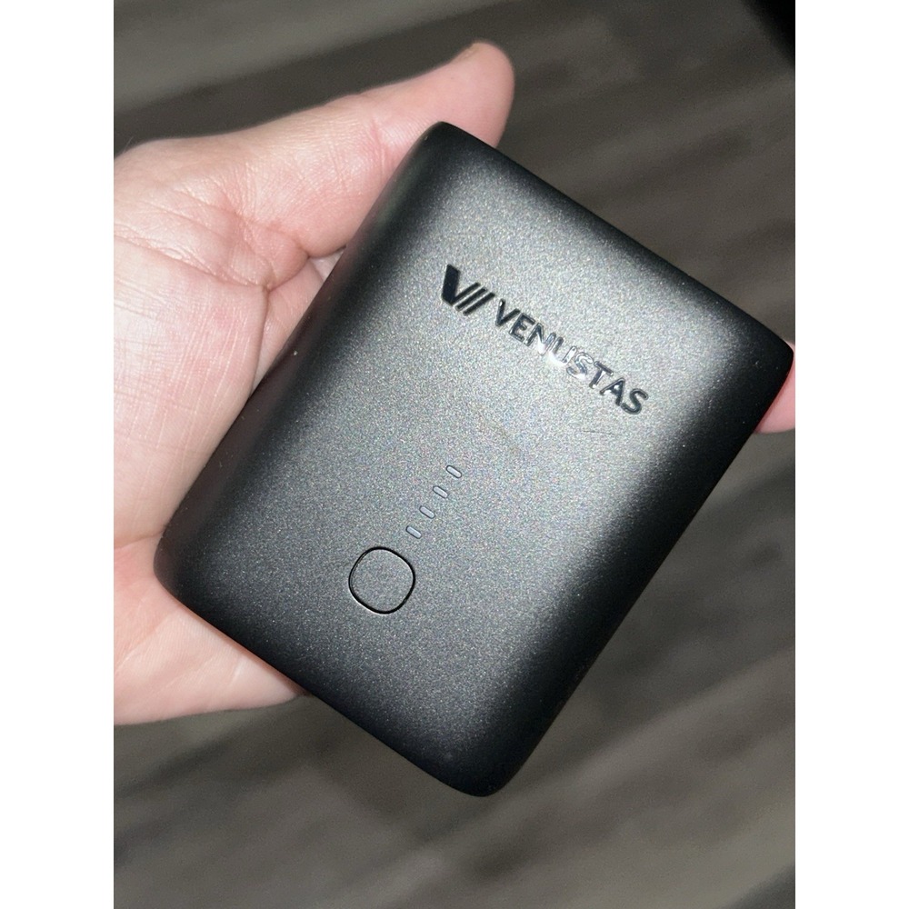 VENUSTAS-6000 - 6000mah - 7.4V DC Port - 5V type-c Port - Power Bank w/ -  BLACK
